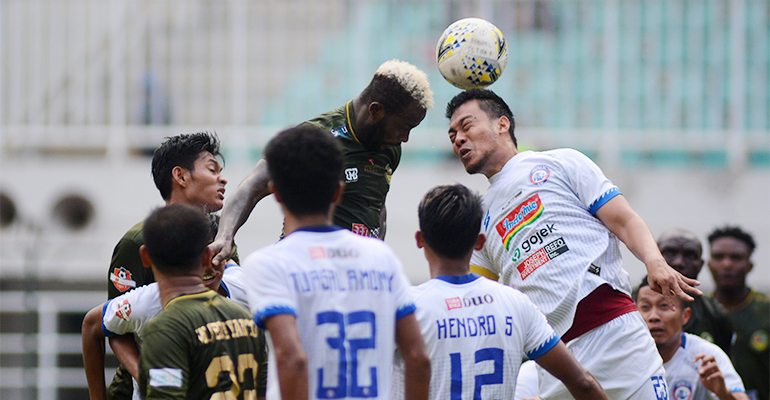 Tampil Mendominasi, Arema FC Hanya Raih Hasil Imbang
