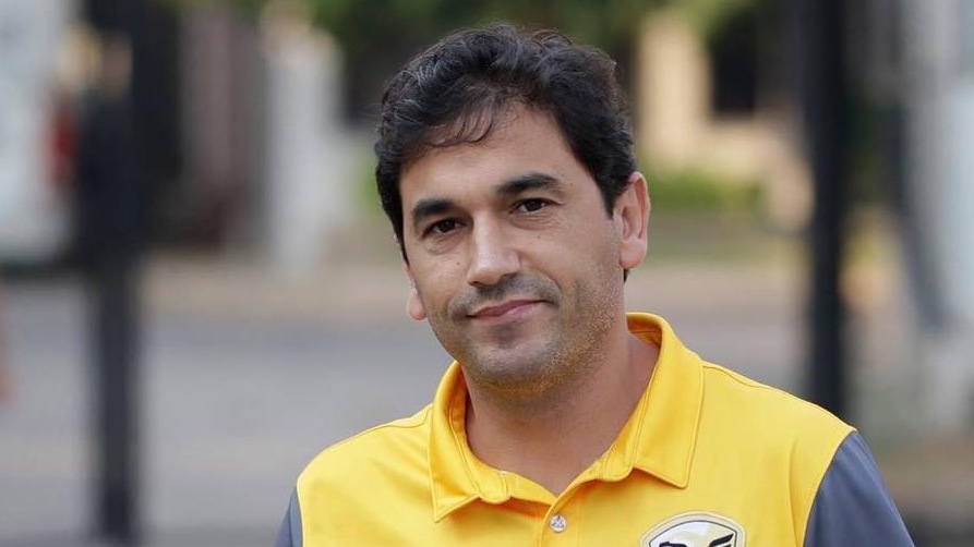 Eduardo Almeida Menuju Bumi Arema