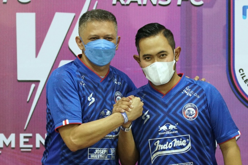 Suka Cita Sambut Presiden Klub Gilang Widya Pramana