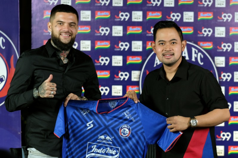 Bawa Semangat Positif, Presiden Klub Arema FC Labeli Diego Michiels 'Good Boy'