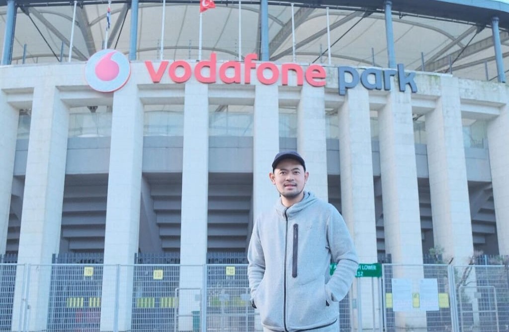 Kunjungi Markas  Besiktas Vodafone Park, Presiden Arema FC Pelajari Stadion Ramah Lingkungan dan Pengelolaan Merchandise Klub