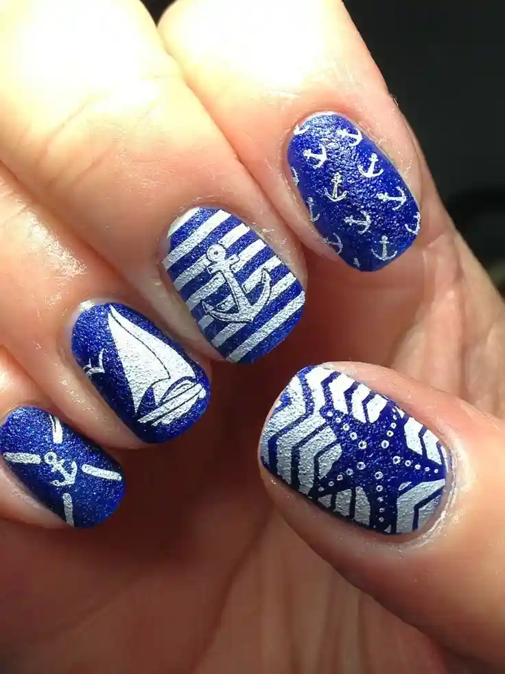 Anchor Nail Art