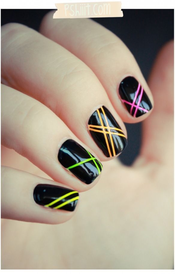 Easy Nail Designs with Fine Stripes