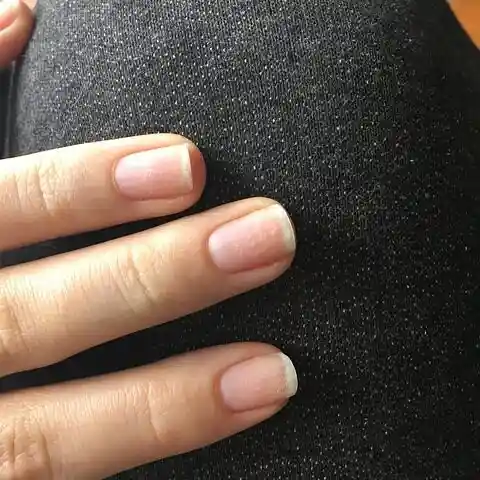 How To Remove Nail Polish