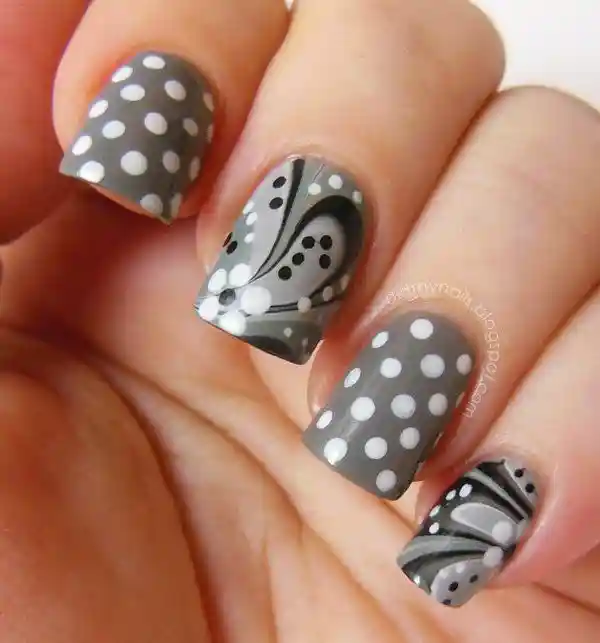 Simple Dot Nail Designs