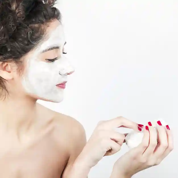 APPLY A FACE MASK