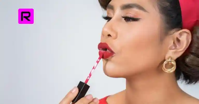 How To Apply Liquid Lipstick 2021