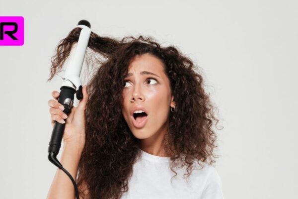 10 Tips on How to straighten curly hair