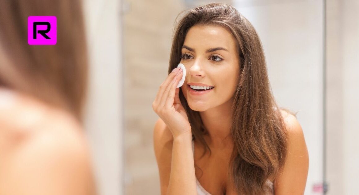 10 Tips On How To Remove Makeup At Home