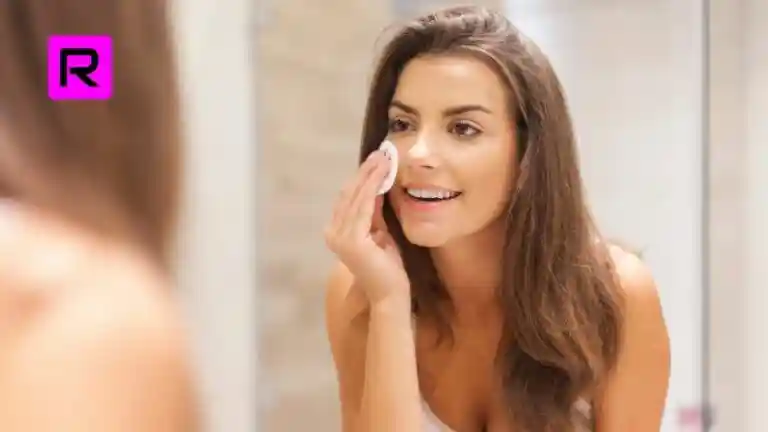 10 Tips On How To Remove Makeup At Home