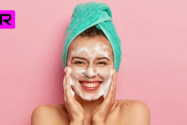 10 Best Face Wash For Oily Skin